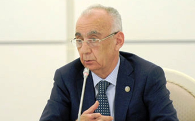 Abutalıbov Bakıda yoxlamaları dayandırdı